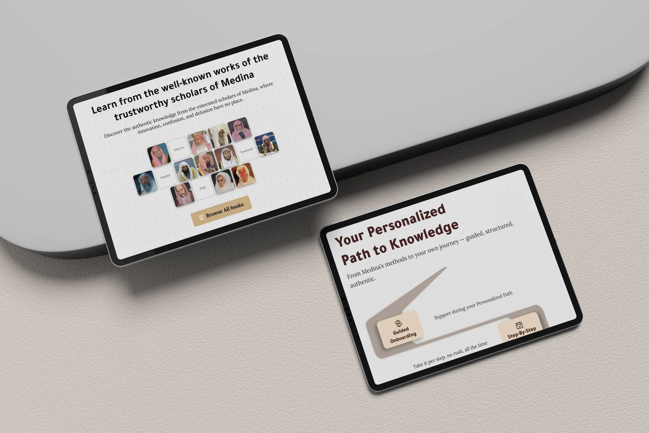 Ayn Al-Hikmah leerpaden op twee tablets